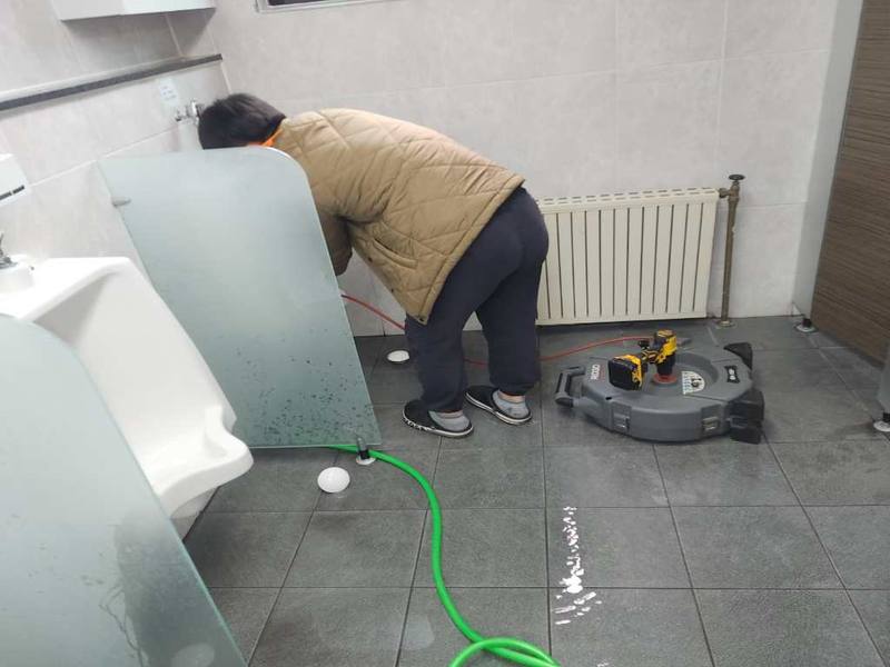 양주 소변기막힘 작업사례 7